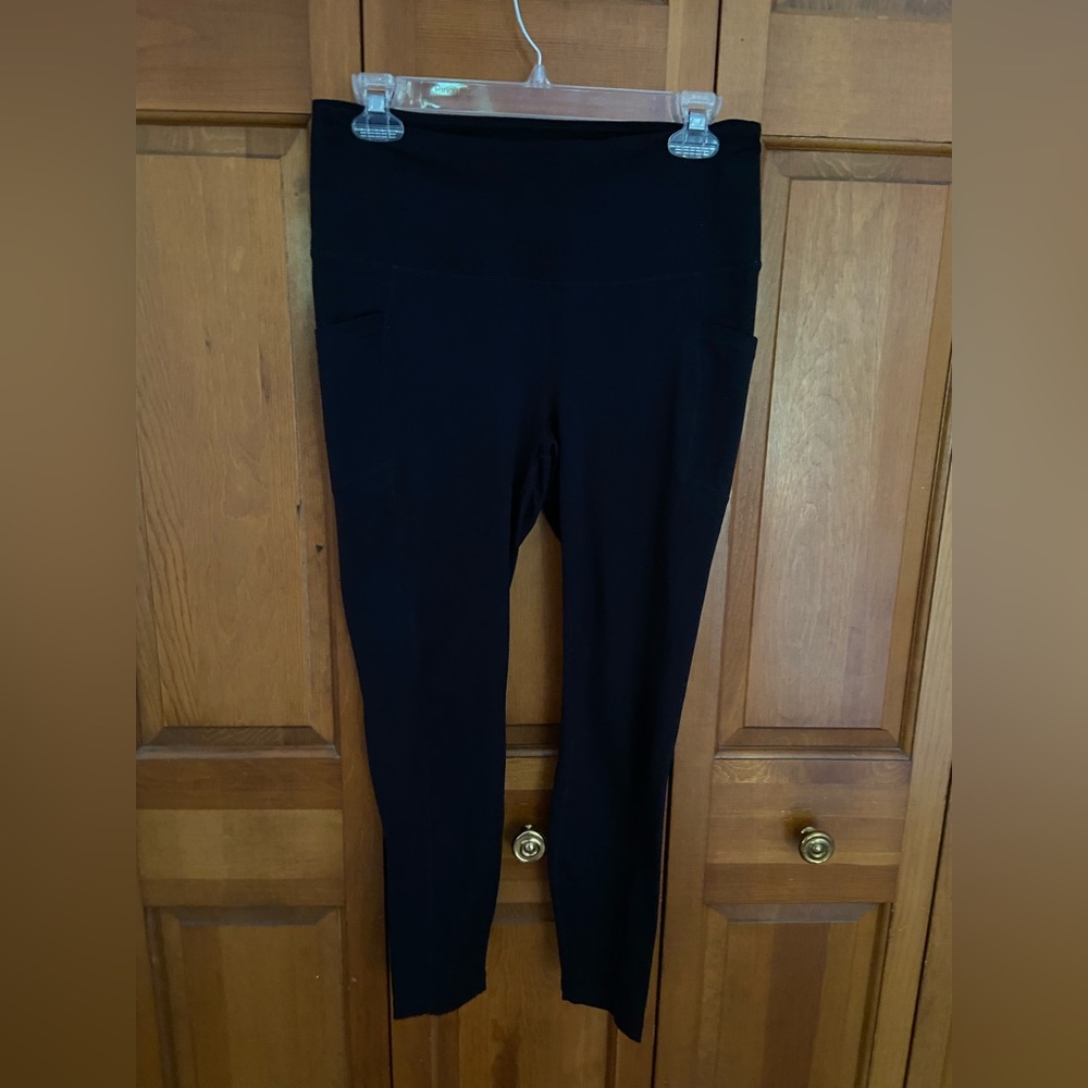 YOGALICIOUS LEGGINGS BUNDLE - Picture 2 of 4